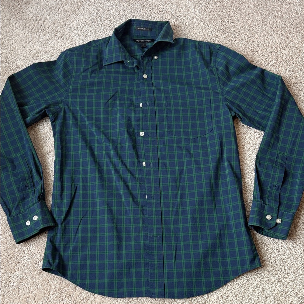 Banana Republic Blue and Green Checkered Button Down, size small